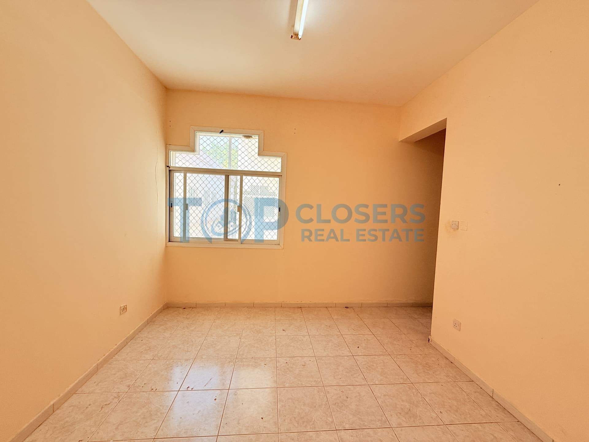 Duplex Villa | Good Location | Covered Parking - Image 4