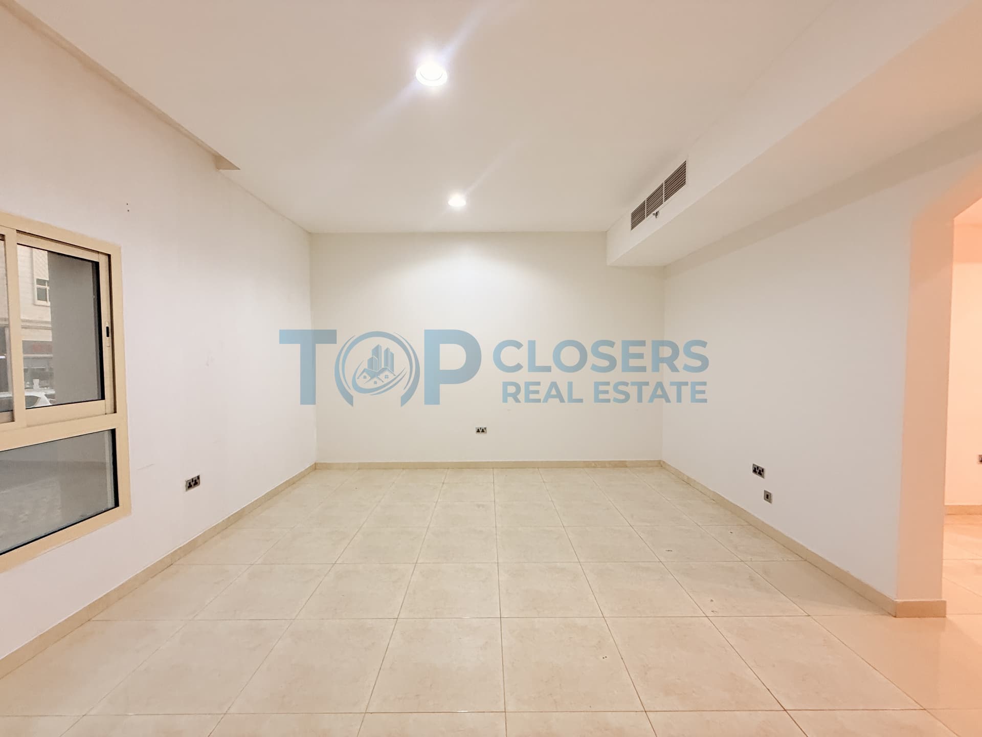 Spacious Apartment | Elevator | Basement Parking - Image 3