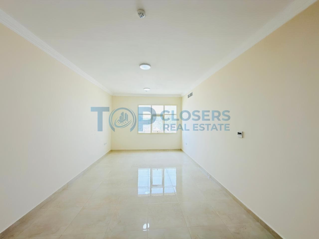 Near Jimi Mall| Spacious Apartment| Prime location - Image 2