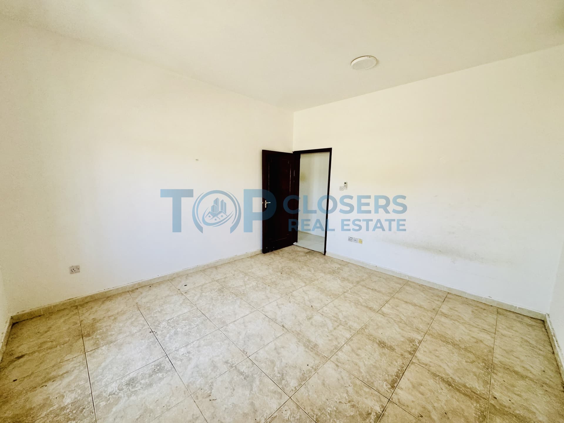 Ground Floor| Spacious | Near Oasis School - Image 4