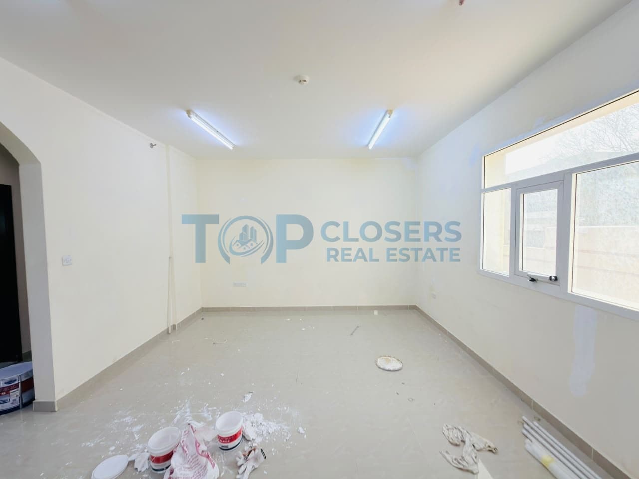 Ready To Move| Prime location | Best Deal - Image 1