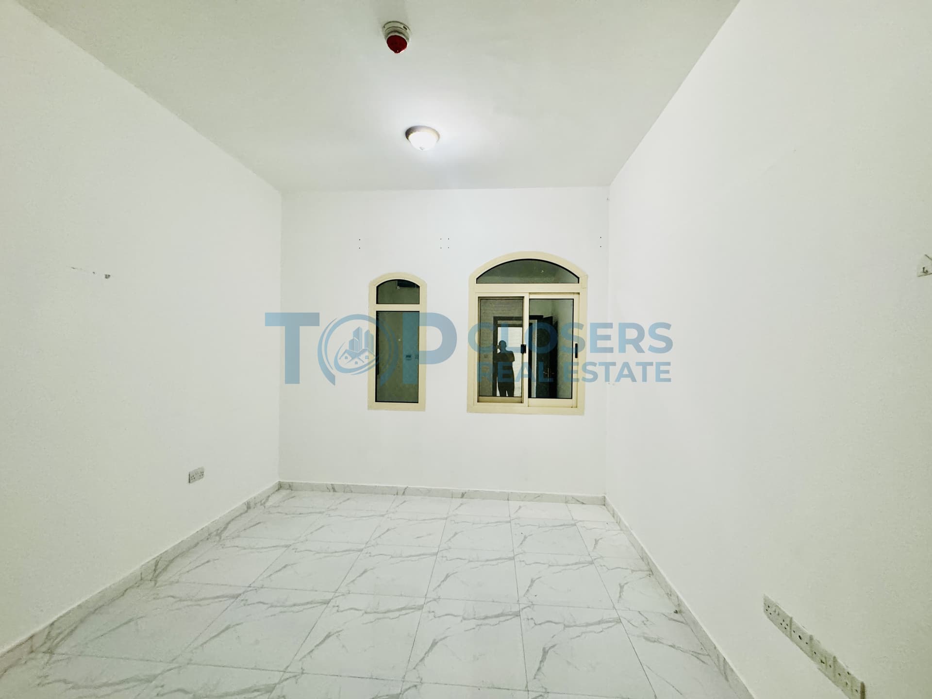 Ground Floor | Central AC| Near To NMC Hospital - Image 3