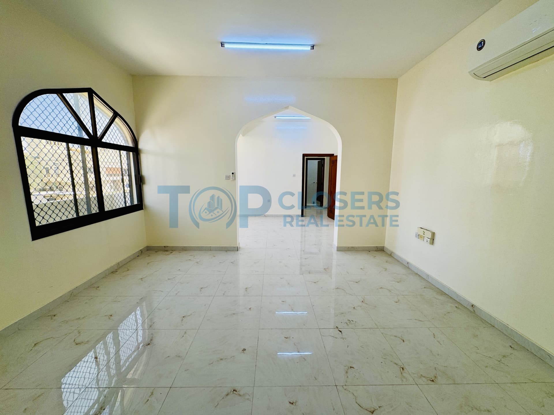 Near To Oasis School | First Floor | Prime Location - Image 1