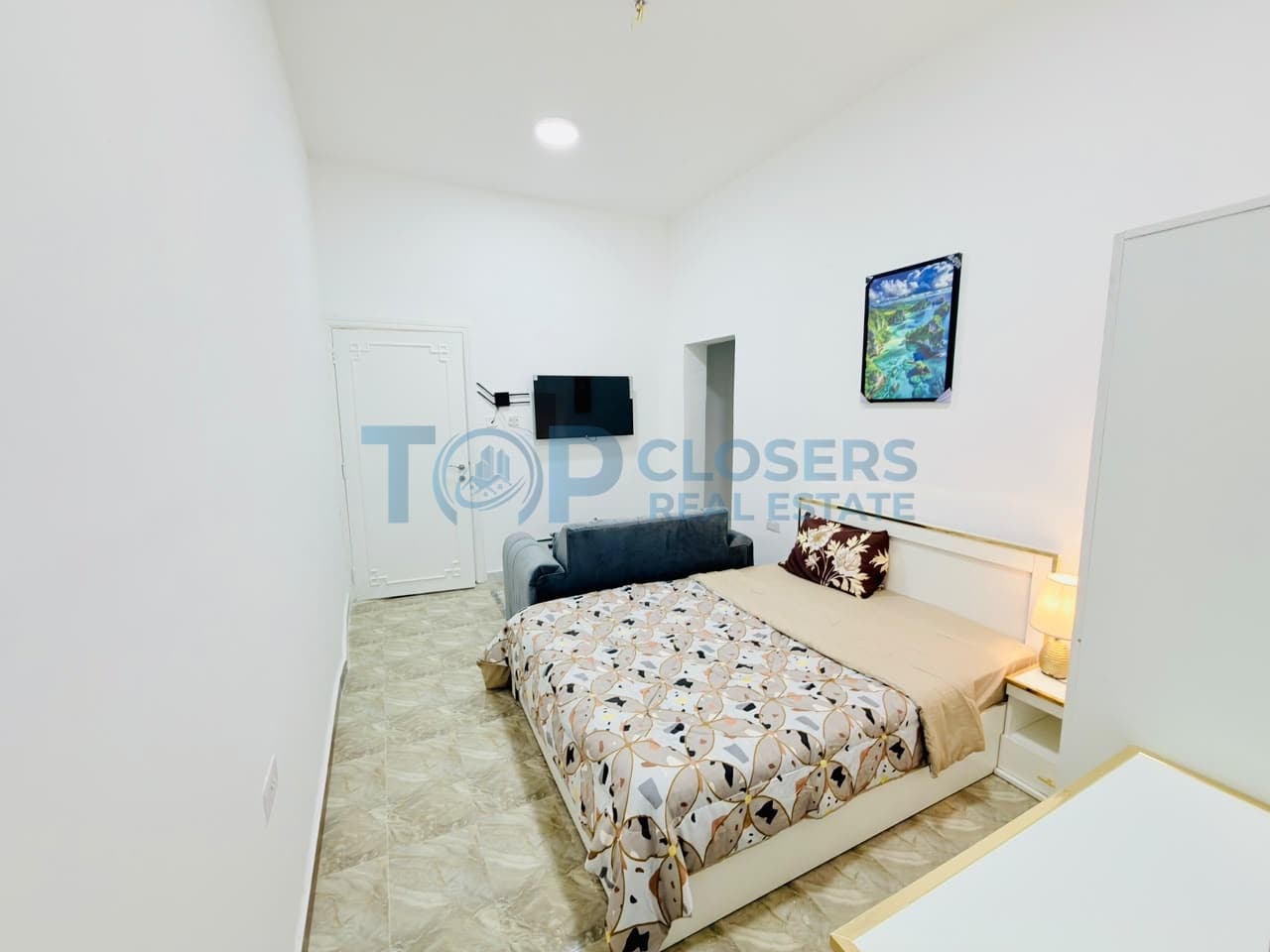 Ready To Move | Prime Location |Including All - Image 4