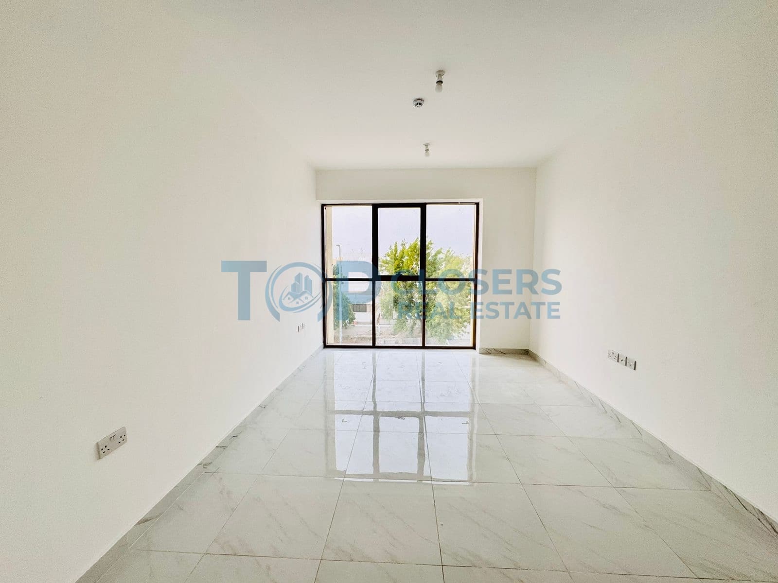 Neat N Clean | Prime Location | Balcony and Bright - Image 3