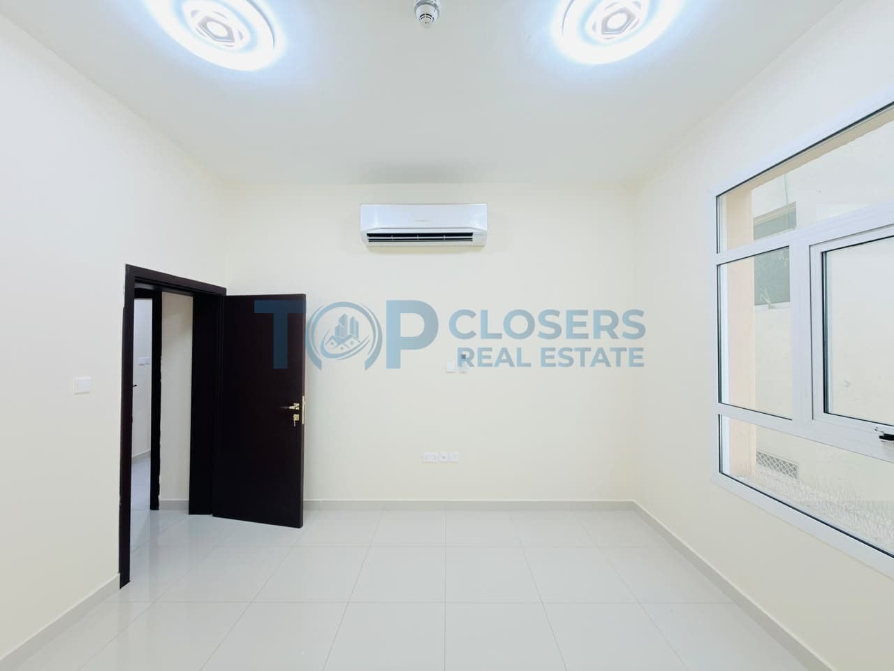 Ready To Move| Near Oasis School|2Nd Tenant - Image 4