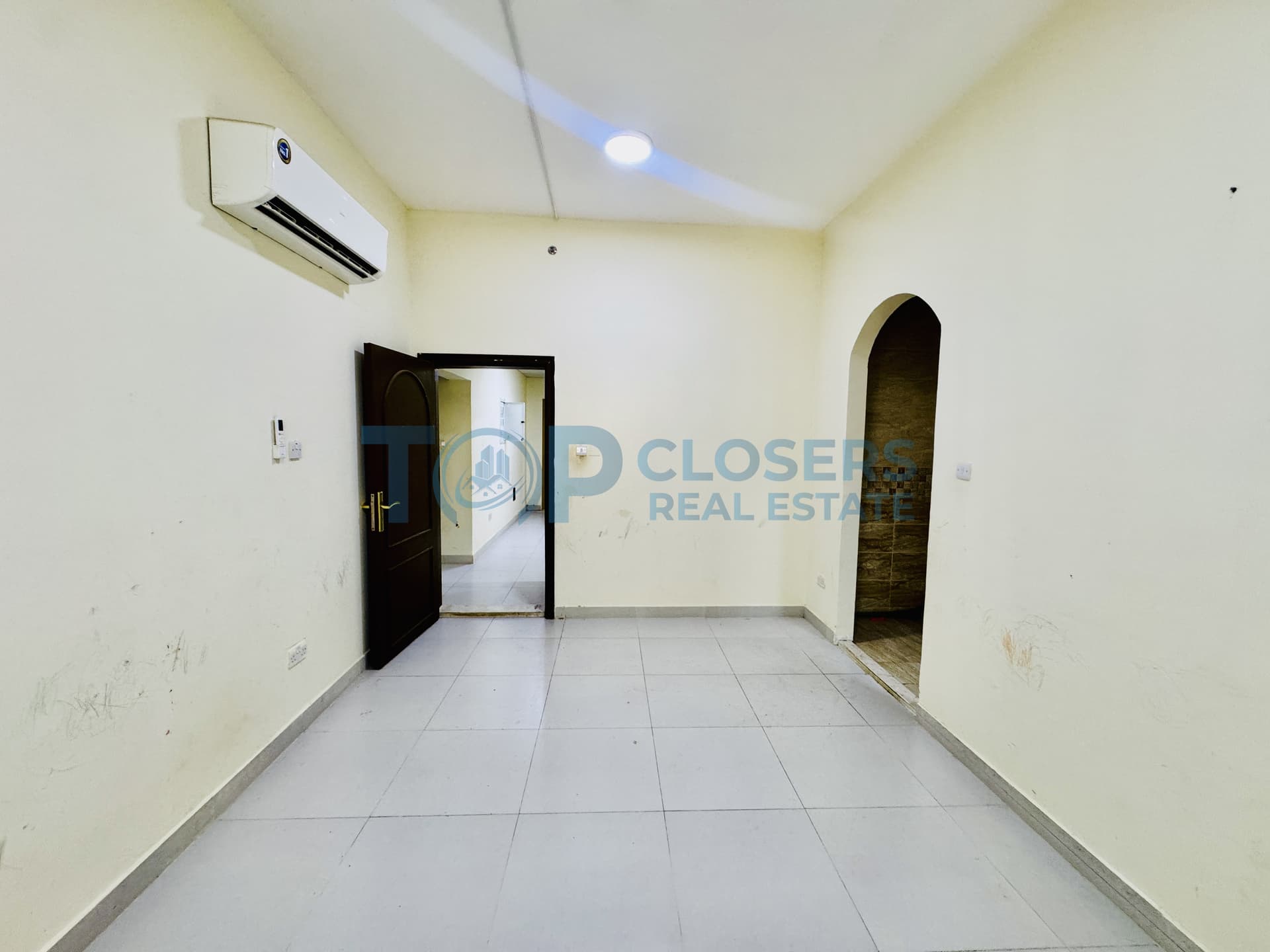 Spacious | Near Jimi Mall| Near Hazza Stadium - Image 3