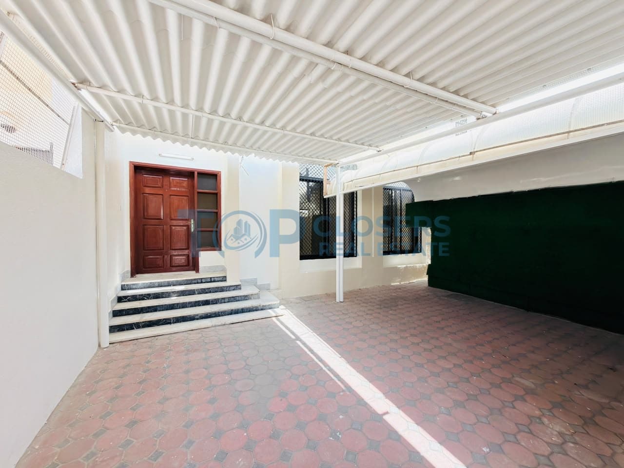 4 Payments | Ground Floor | Private Entrance - Image 1