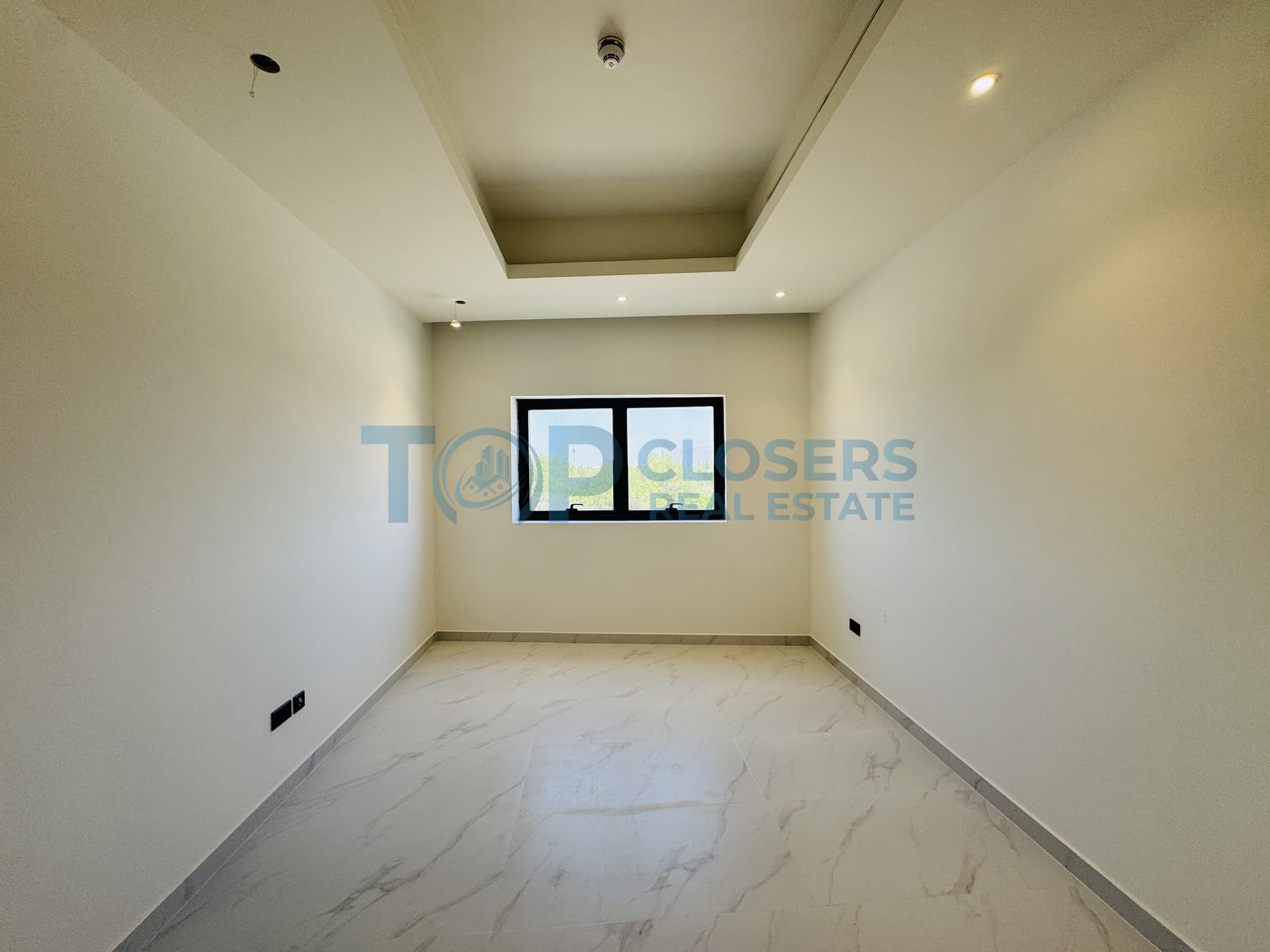 Brand new | Prime Location | Central AC - Image 4