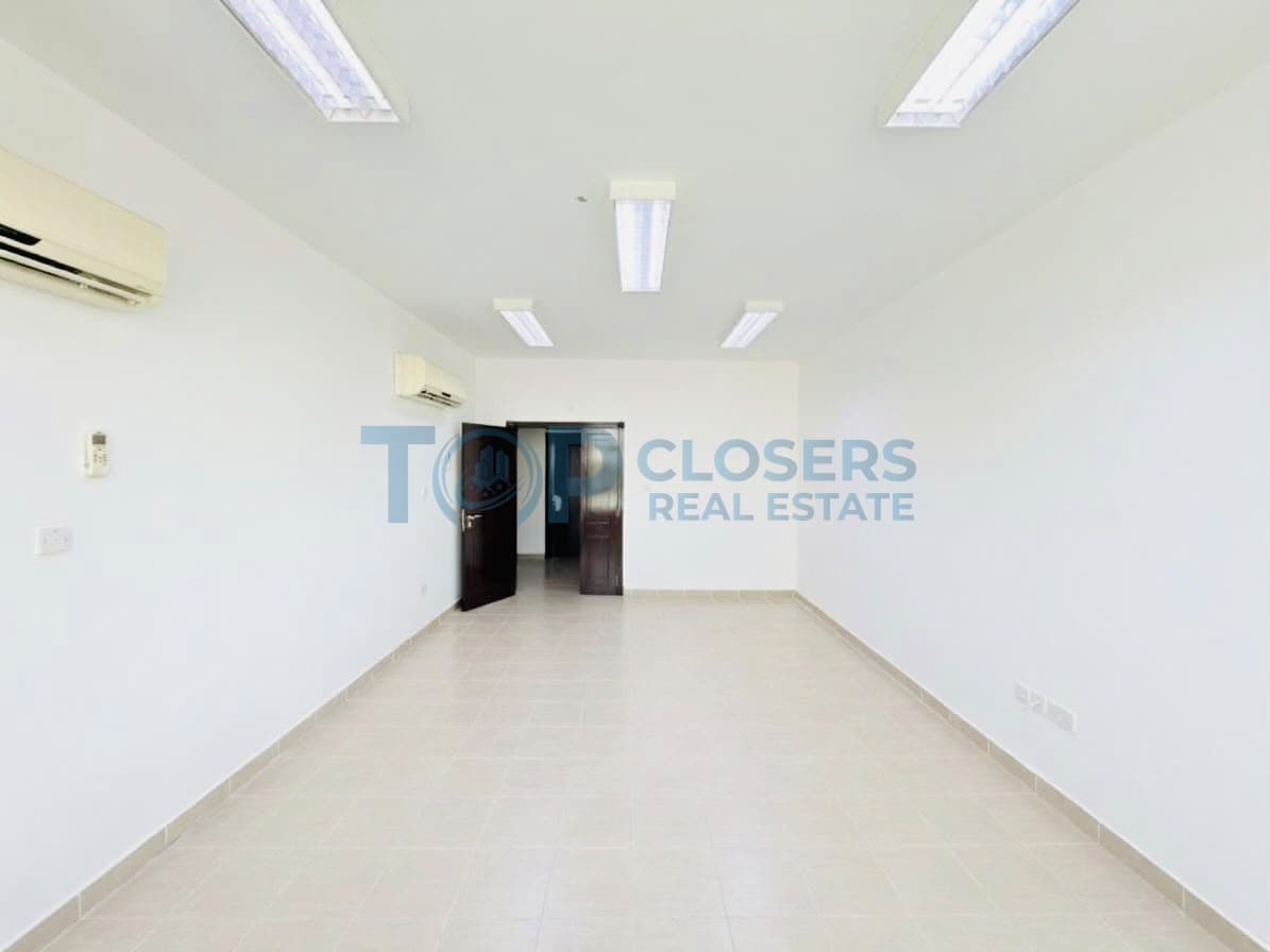 Balconies|Ground Floor|Near University|Spacious - Image 2