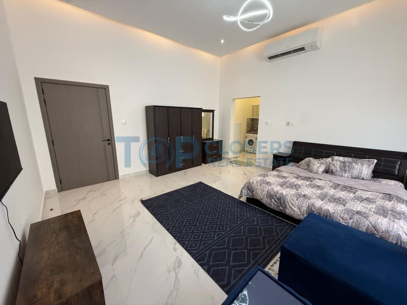 Neat N Clean | Pool N Gym | Ready To Move | Yard - Image 4