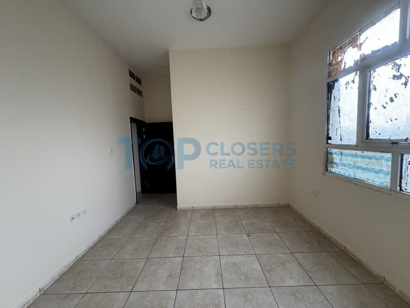 Best Deal | Near Dubai Exit | Ground Floor - Image 4