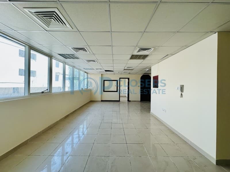 1000 sqft Open Space |Main Street View | Prime Location - Image 2