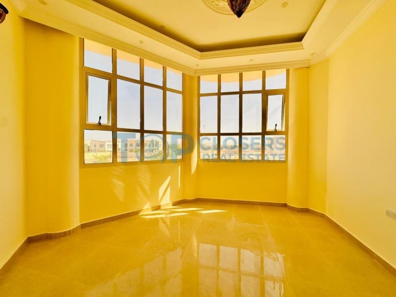 6 Br Beautiful Villa | Ready to Move | Must see - Image 4