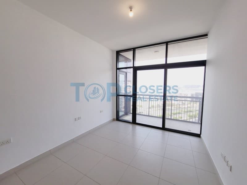 Limited Units | HOT DEAL | Ready To Move-In| Posh Area - Image 4