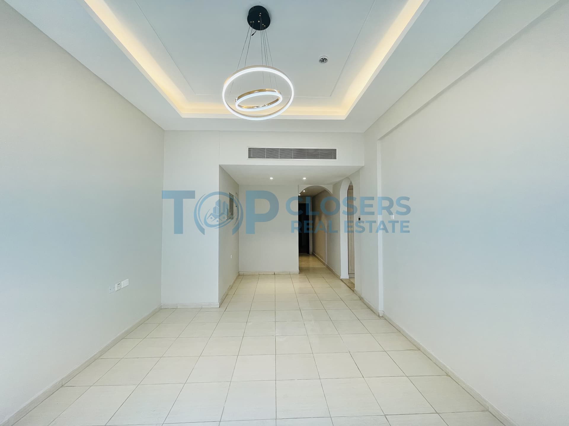 Bright and New | Near Dubai Exit | Free Wifi - Image 2