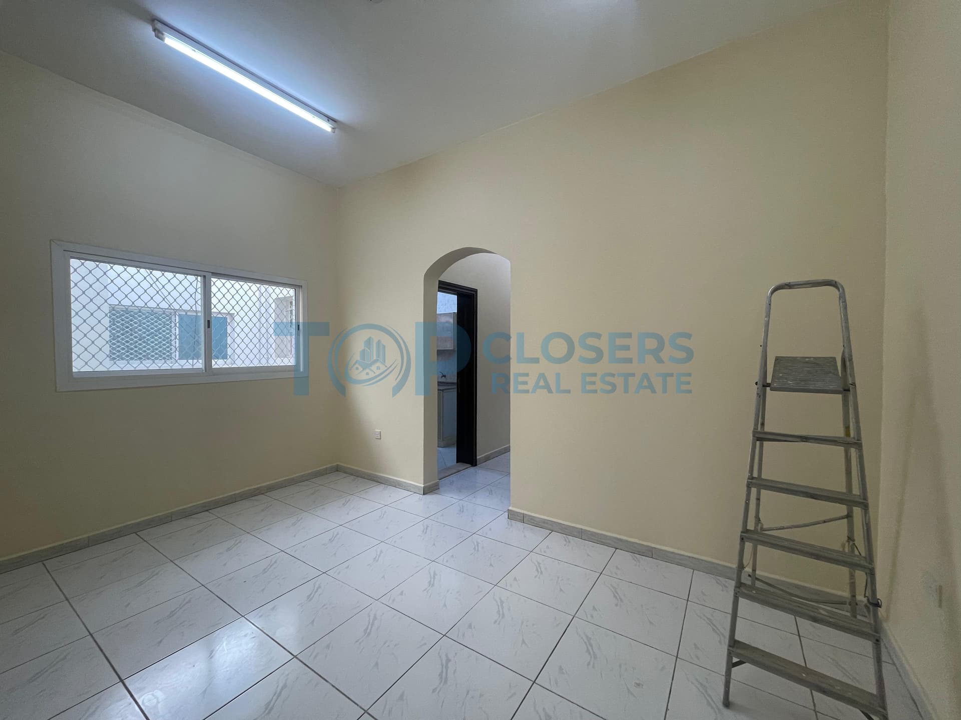 Flexible Payments | Free Internet | Near Market - Image 3